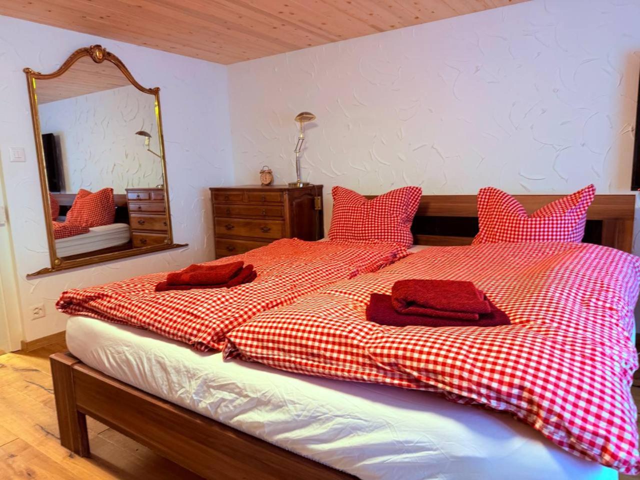 Vintage Apartment By Apartments Capricorn Gsteigwiler Buitenkant foto