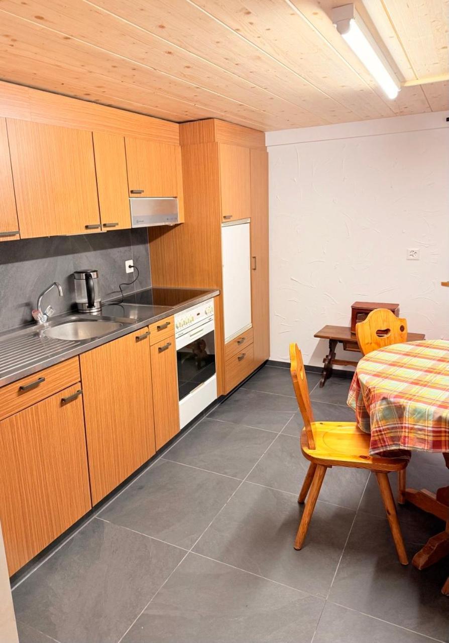 Vintage Apartment By Apartments Capricorn Gsteigwiler Buitenkant foto