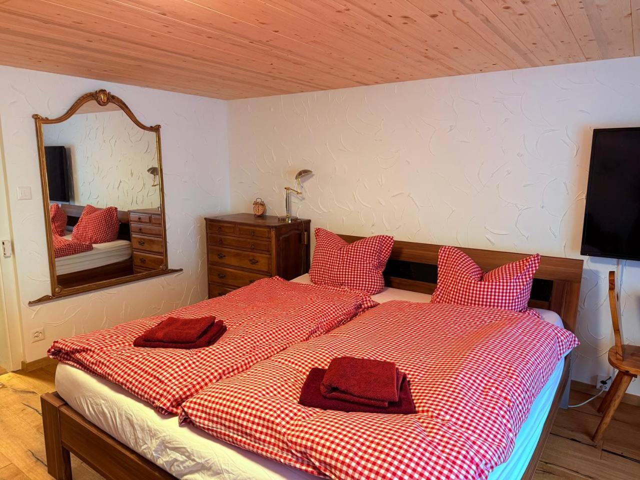 Vintage Apartment By Apartments Capricorn Gsteigwiler Buitenkant foto
